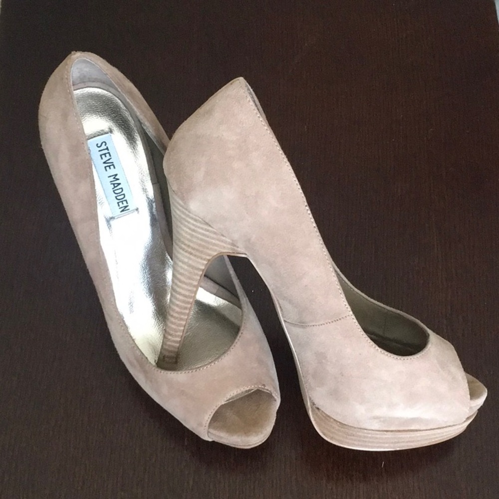 Tan Suede 4 In. (Approx.) Platform Open Toe Heel. - image 3